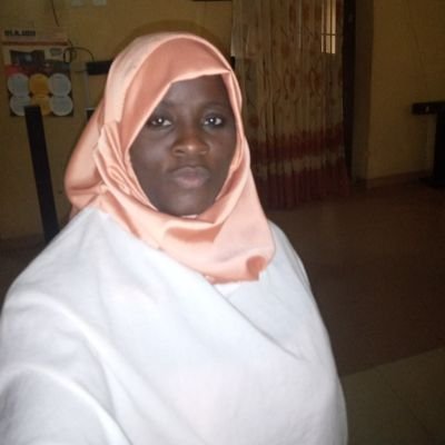 TGaniyah's profile picture. Foodprenuer,Teacher.