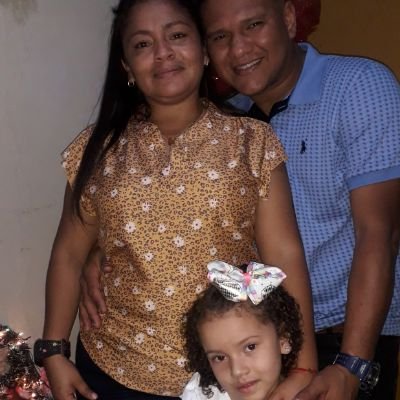 Hijo de #Victoria
Esposo de @yuleixydesire
Papá de #Camila
Músico/Compositor