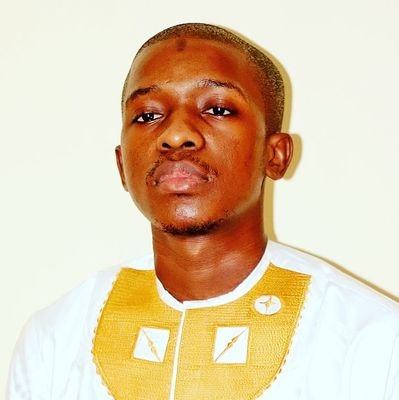 In transition 😏
Husband|Father|Son|Brother|Uncle
Under 30yrs Old
🕌, ❤️, 👨👩👦, 🇨🇮