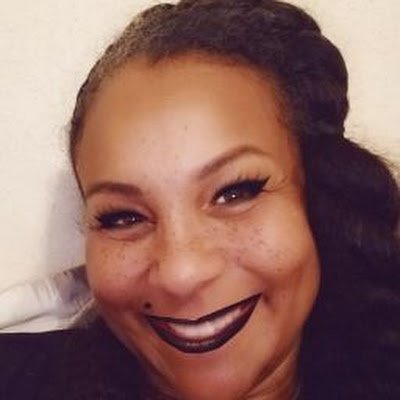 Alexzina71's profile picture. 