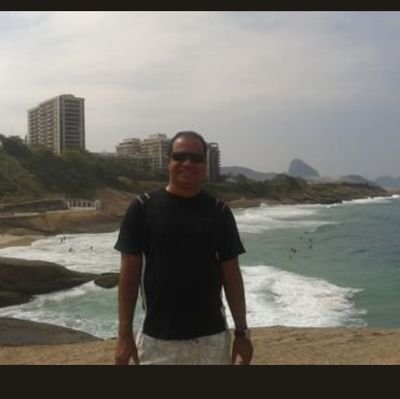 Conta nova, a outra foi suspensa,Carioca, Beach tênis, salgueirense, Flamenguista, Operador do Direito Positivo, cervejeiro social, esquerdista convicto, amigo.