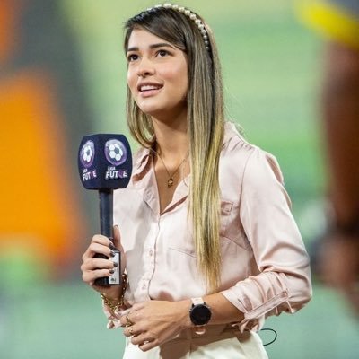 👩🏻‍💼 | Periodista Deportivo 🖥️ | Creadora de Contenido 📲| Prensa @ligafutve 🇻🇪 | Venue Manager FC DIEZ para @conmebol ⚽️