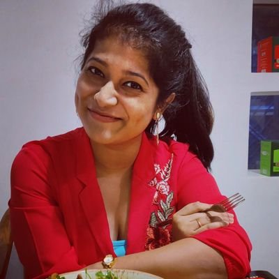 shaoni_dasgupta's profile picture. So far measuring out life with dessert spoons. 
Here for witnessing e-squabbles.
Also for unsolicited showcasing of life- snippets.
Teach for India Fellow.
2021