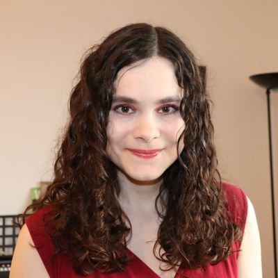 JSTiefenbacher's profile picture. sie/ihr
Autorin (lgbtqia+ und Fantasy)