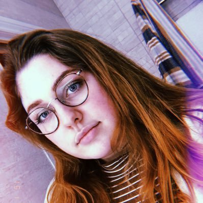 beccaevellis's profile picture. i love you to the moon and back 🌙🦋 she/they