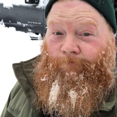 🇨🇦 Unabashedly geeky Canuck. 📢 Opinions are always my own - doubly so for the dumb ones.🧔♂️ He/Him