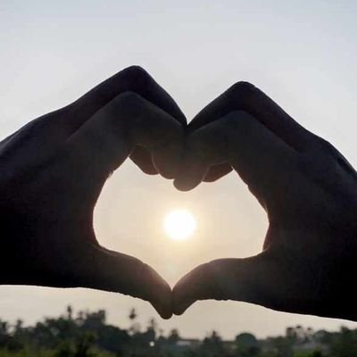 k_charlees's profile picture. many are friends buh few are real