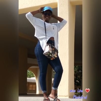 biologie🐤/ technicienne supérieure de laboratoire💉/secouristes à la croix rouge🏥/jeune MAJ à l'ATBEF/danseuse latine💃/