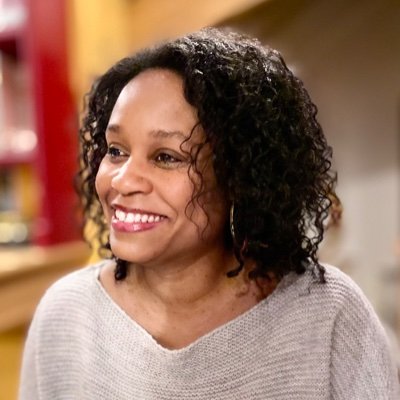 DeborahSuely7's profile picture. 🙋🏽‍♀️💜💜😘🇫🇷🇧🇷#macron2022 
Terceira via ☘️
Chris Brown ❤️😌