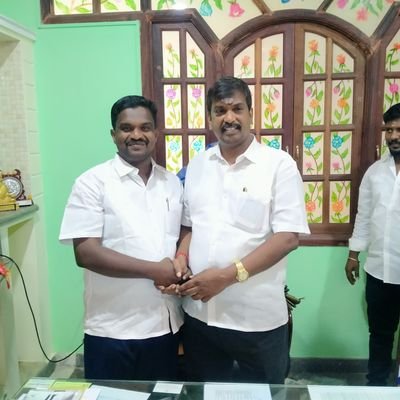 CRvijay5's profile picture. தமிழன்