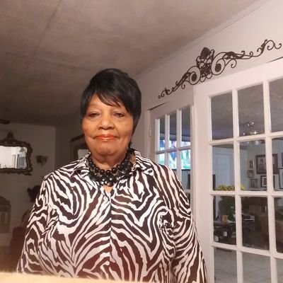 435_662's profile picture. Earnestine Hendricks a wife, mother, radio talk show host, and writer