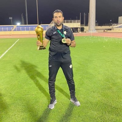 أخصائي علاج طبيعي للفريق الأول لكرة القدم بنادي #رضوى @radwaclub سابقا، ونادي #أحد حاليا