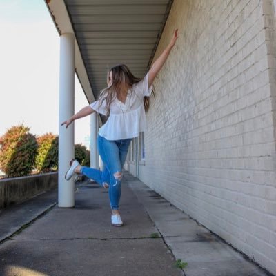 just a girl who loves dance and BTS💜 mom-monitored