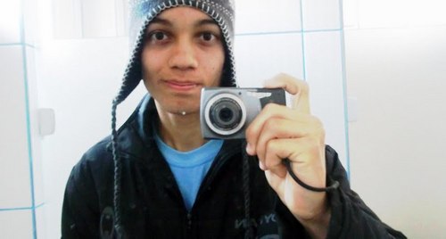 ''seja autêntico, tenha personalidade, torne-se uma pessoa de verdade...''