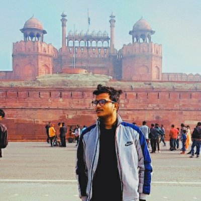 v_k1818's profile picture. student