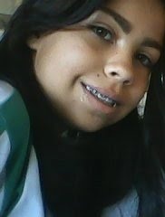 Oii, Meu nome é Elizabeth mais podem me chamar de Beth Play tenho 14 anos, no momento estol solteira , gosto muito de sair com amigos(as) e curti a vida ate D+