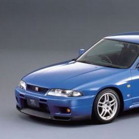 R33と89NSRに乗ってます。プラモデルも大好きです。よろしくお願いします。