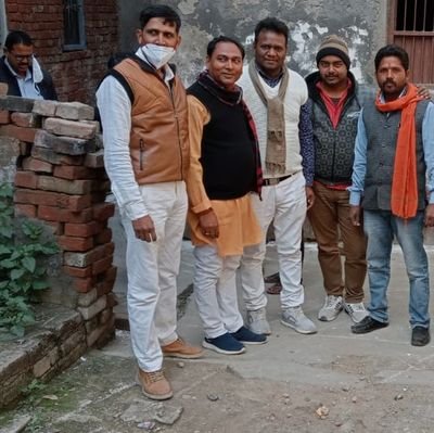 Ravindr02785962's profile picture. 