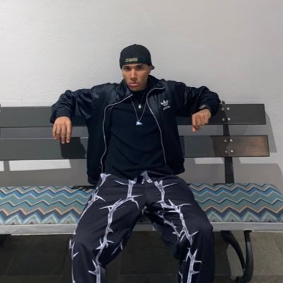 SudriCastro's profile picture. Toychilling