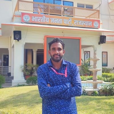 ChanejaRamveer's profile picture. Media