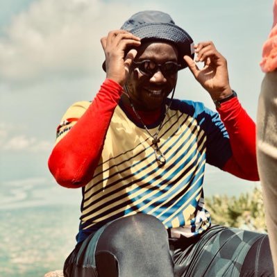 Runner| mountaineer | Humanities | (Step By Step, Ferociously) .Kwa Ground Vitu Ni different , Mapema Ndio Best
