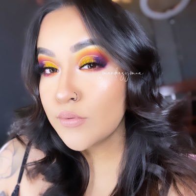 Just here to post my make up looks🤘🏽 mama & wifey ♥️