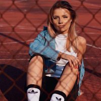 Lea__Navaw883 (@navaw883) 's Twitter Profile
