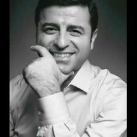 Azad Bercîyan (@azade_kurdee) Twitter profile photo
