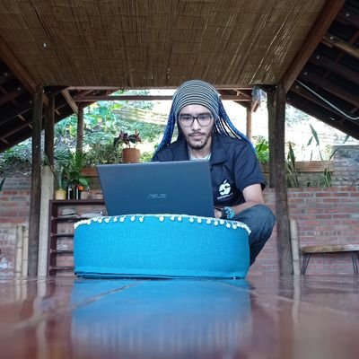 Tantas luchas, tantas batallas y al final sólo queda el amor.