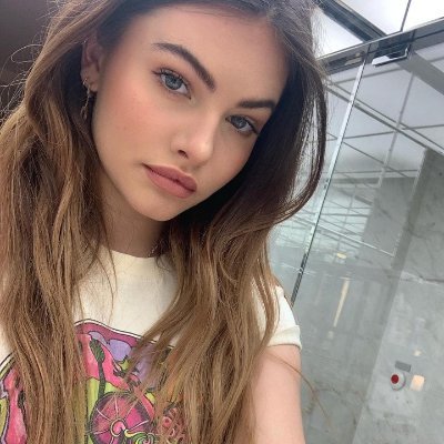 DasaSolovej's profile picture. Люблю цветы и гулять под луной