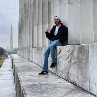 riskontrades's profile picture. 