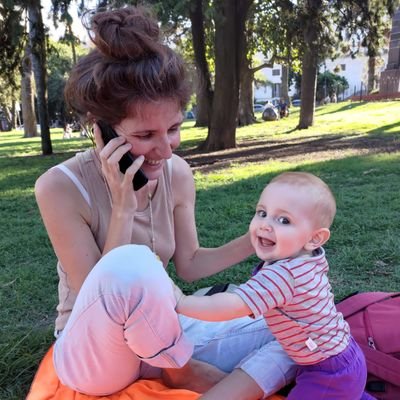 soy Isis, mamá de Benji y científica en formación.