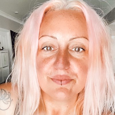 Natural Pink head! Giant baby breeder TikTok and IG @thejaydeuniverse