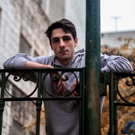 guillo1697's profile picture. Físico. AI. Data.