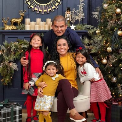 rmesarina's profile picture. Ingeniera Química, MBA. Wedding & Event Planner. Event Designer. Subcoordinadora de Jóvenes por Guatemala.