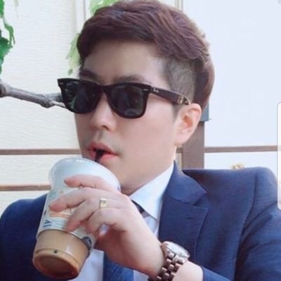 parksangpyoda's profile picture. 긍정의힘에 올인합니다.