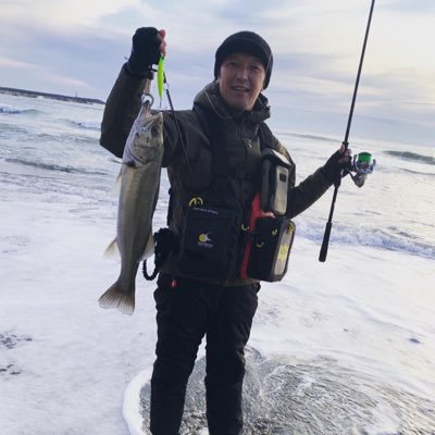 TakahiroSeki9's profile picture. 茨城県の農民です。2021年6月釣り始めました。テナガエビに始まりハゼ釣りにハマり、今ではすっかりルアー沼wシーバス、フラットがメインですが、オフショア、ライトソルト、エリアトラウトなど、いろんな釣りやりたい病です！同名でアングラーズに釣果UPしてます♪