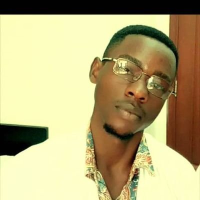 CharseCales's profile picture. Medical Laboratory Diagoniser