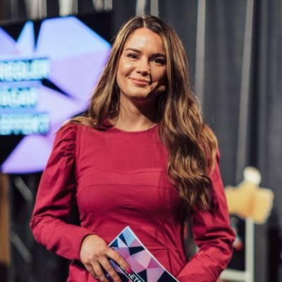 ceciliaviktoria's profile picture. Hänger numer på 🧵 https://t.co/o2zPuwVoHH