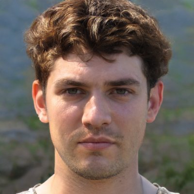 Huesslan's profile picture. Не стой где попало, а то опять попадёт.