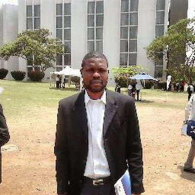 Daddy kiedikisa née à Kinshasa, fils de Assy Guy René et de Kiedikisa Léonie 
Licence en science économique au département d' économie publique à lubumbashi