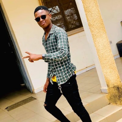 NikitaToure41's profile picture. Commerçant