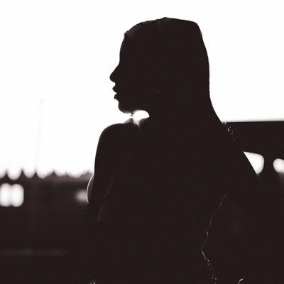 OyemiAkeko's profile picture. Grow up, become great and never get old.