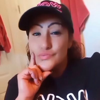 LaurenClark0305's profile picture. easy going person , good sense of humor. single mom💞 I live alone with my blessed daughter 💗💝