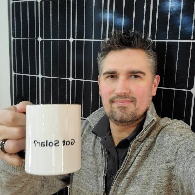 Driven Entrepreneur and Proud Father; Loves Beaches and Mountains; Fan of things w/ Wheels and things that float; Co-Founder of Solar Company: @SolBidInc