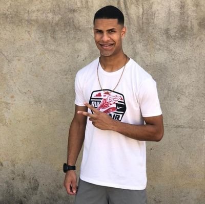 Eu não acho que eu seja bom, mas eu já fui pior.. 😝