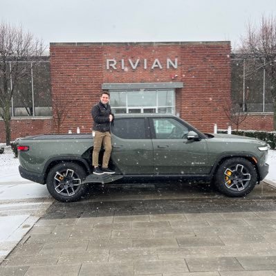 Operations @rivian | @MichiganRoss Alum | Data junkie | All opinions are my own