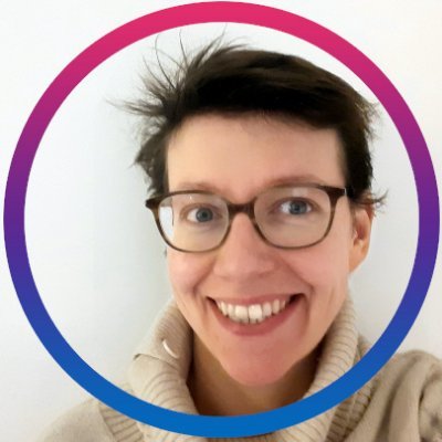 Associate professor (HDR). Machine learning for life sciences and therapeutic research. Shallow learning + fat data. She/her #BiInSci 🌈 Cofounder @WiMLDS_Paris