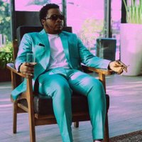 Night walker (@t_aadewale) 's Twitter Profile