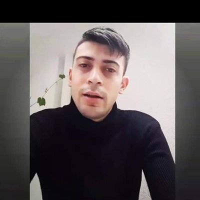 Bir iple intiharda edebilirsin,
Salıncakta kurabilirsin,
Hayatının ipleri senin elinde....!
☝️☝️🙏🙏👊👊